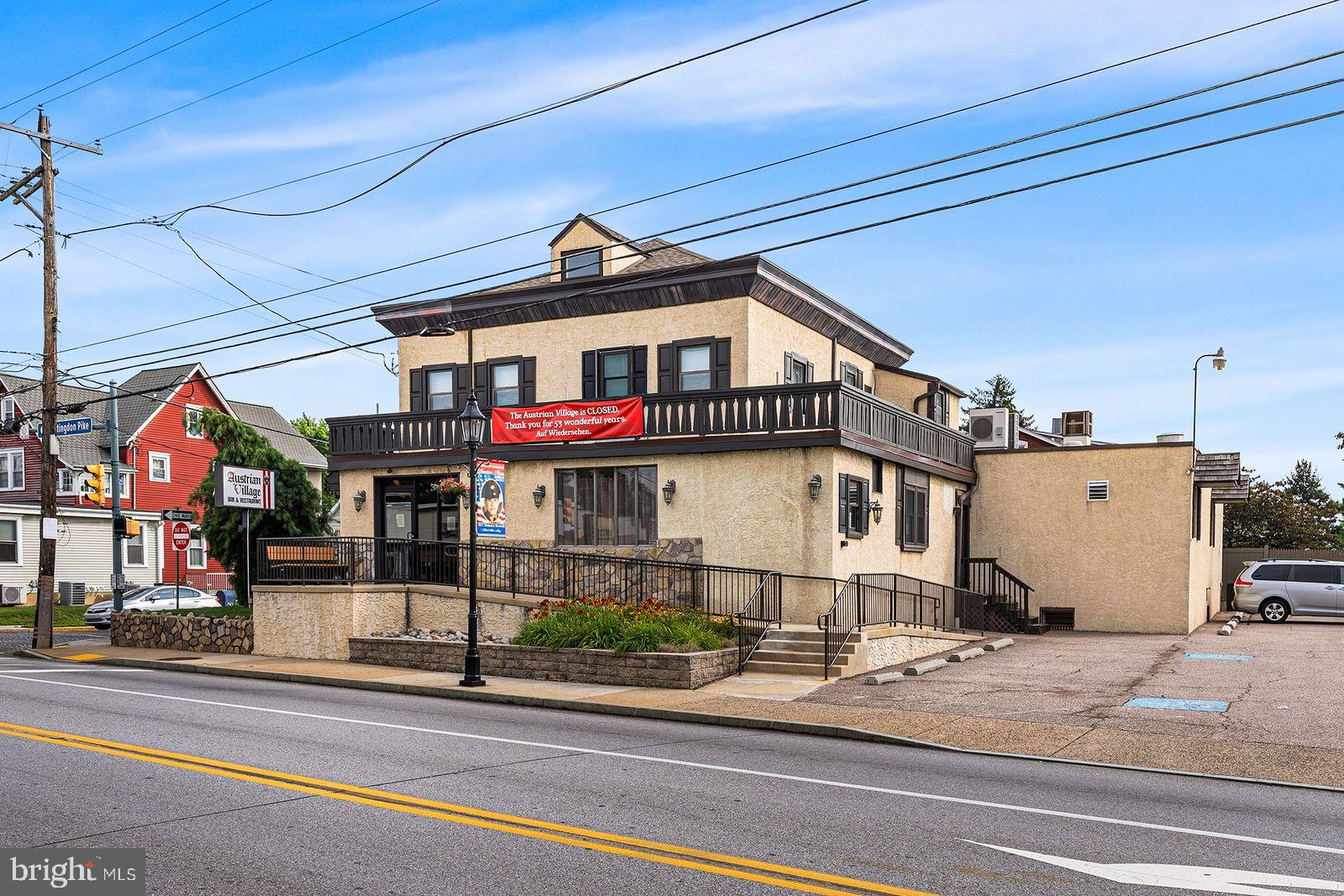 321 HUNTINGDON PIKE