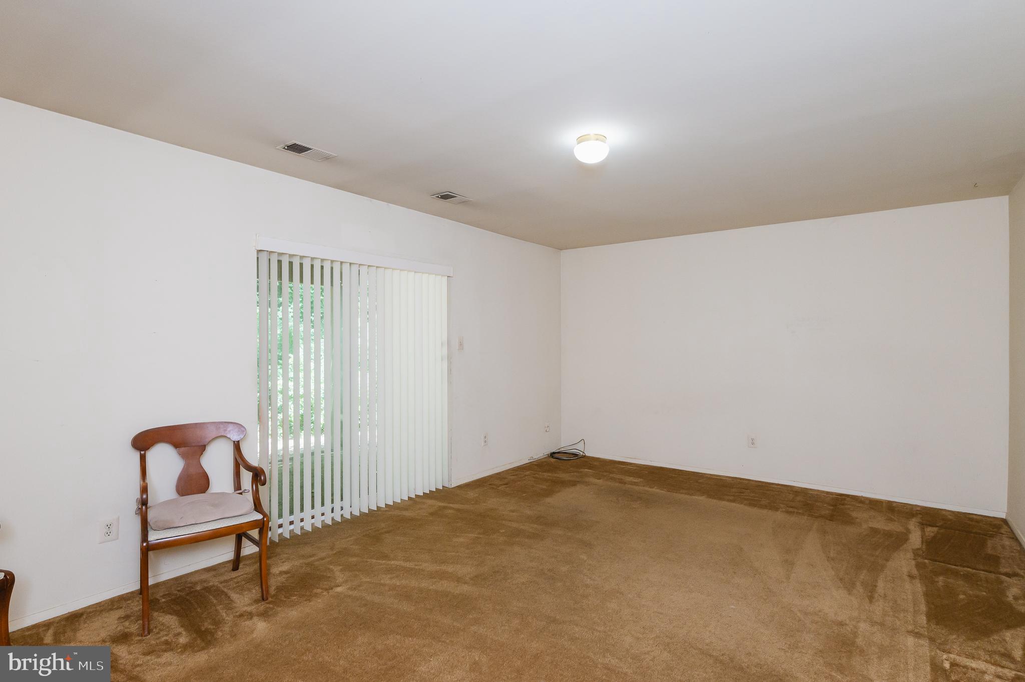 SILVER LAKE - Residential