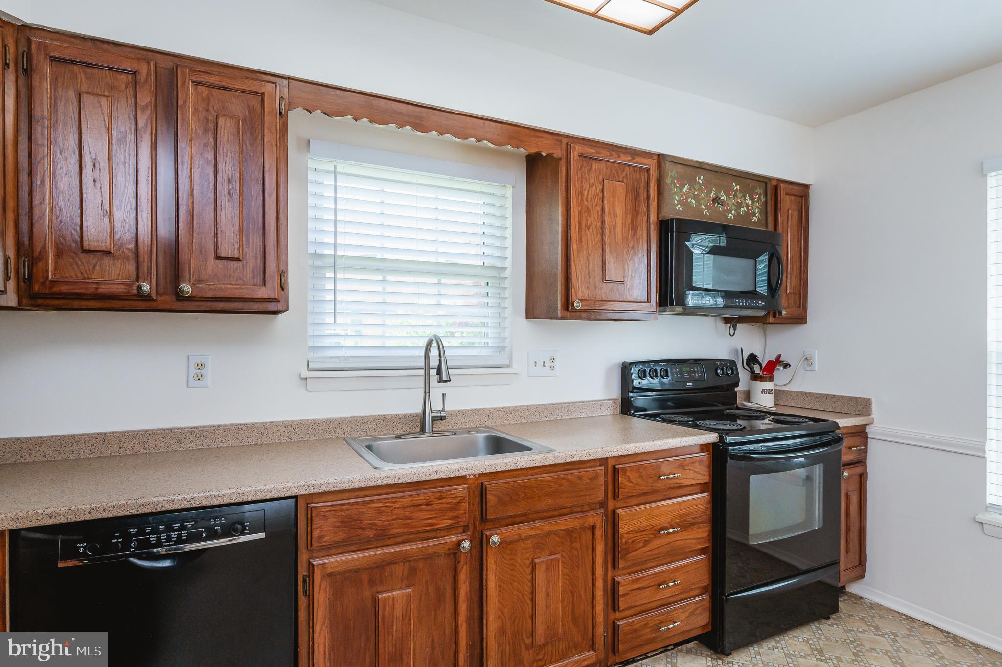 SILVER LAKE - Residential