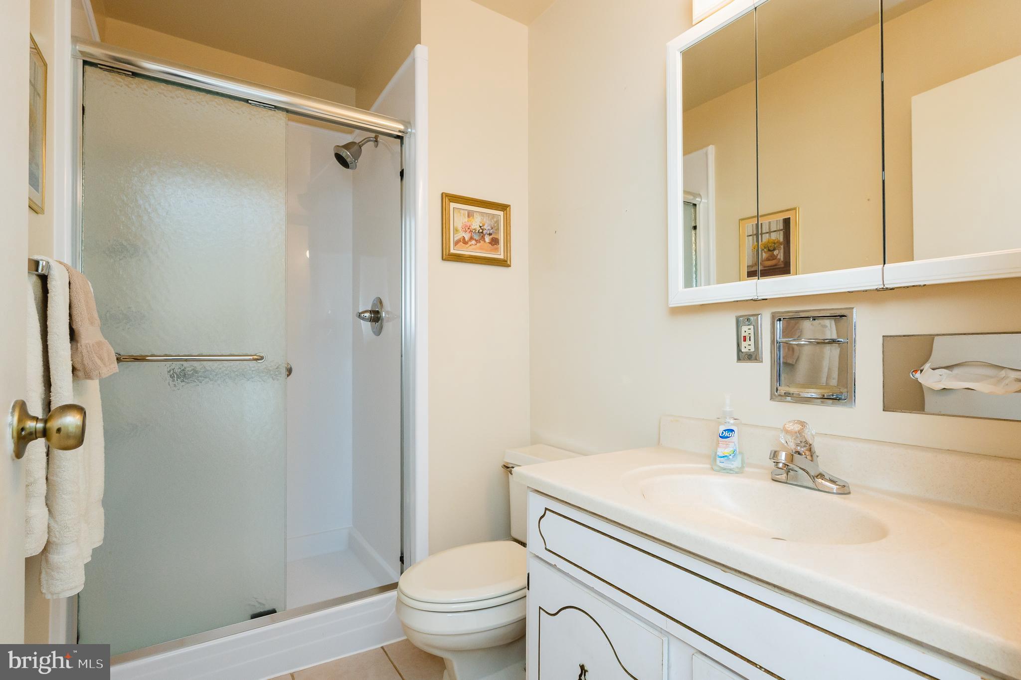 SILVER LAKE - Residential