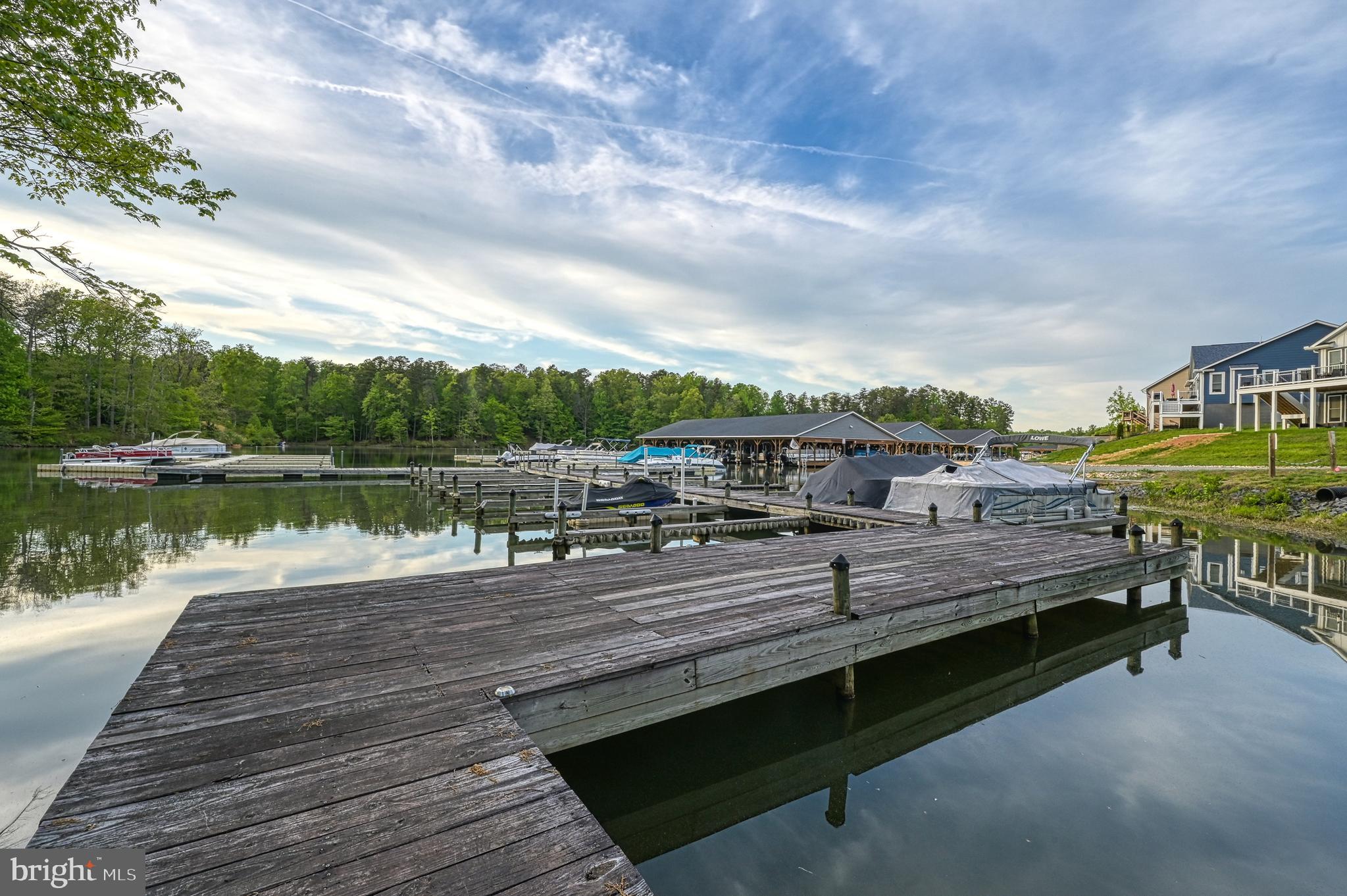 BLUE WATER - Residential