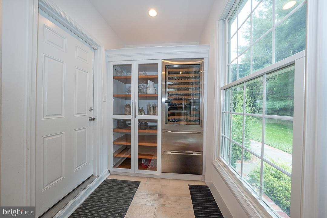 GLADWYNE - Residential