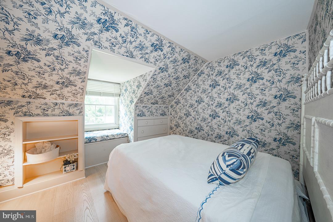 GLADWYNE - Residential