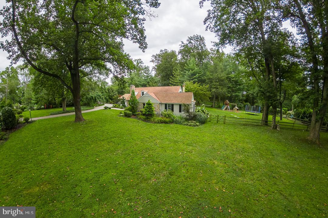 GLADWYNE - Residential