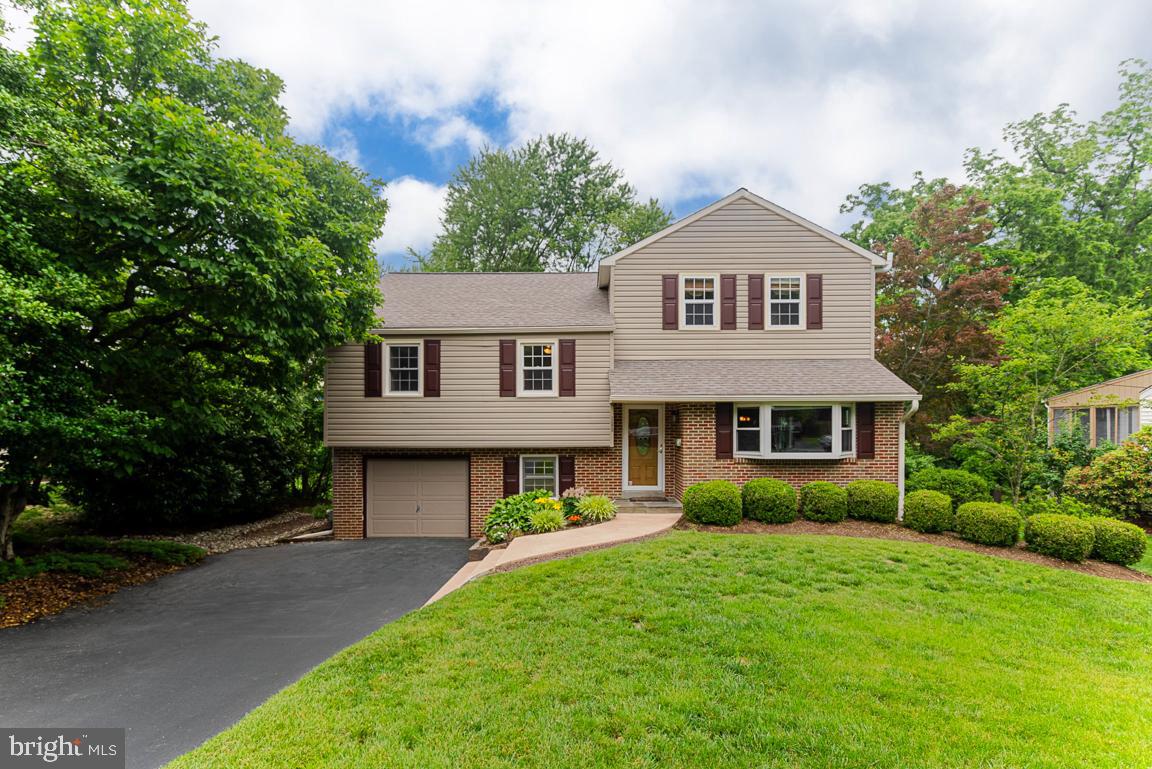 BERWYN DOWNS - Residential