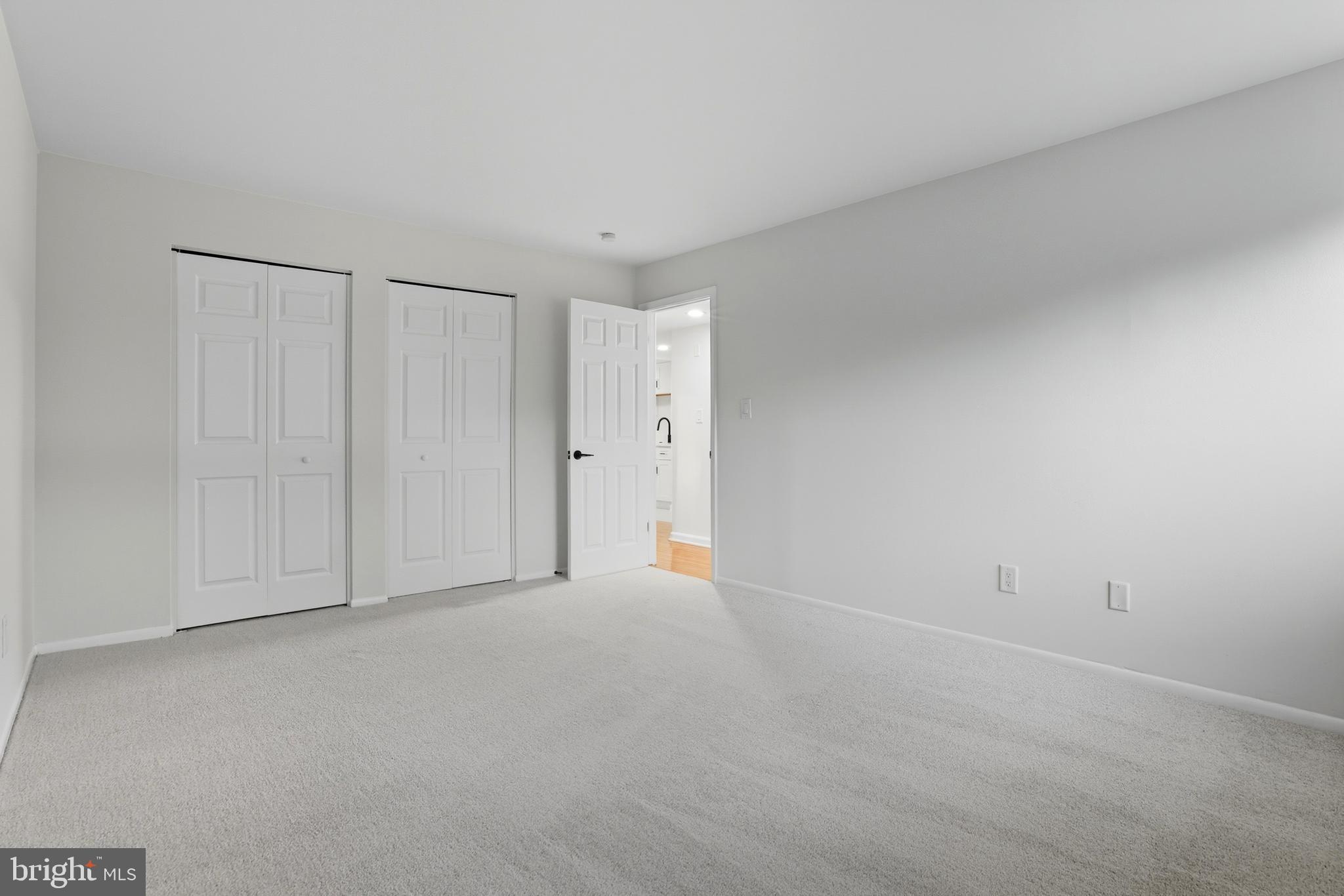 VILLAGE OF LONG REACH - Residential