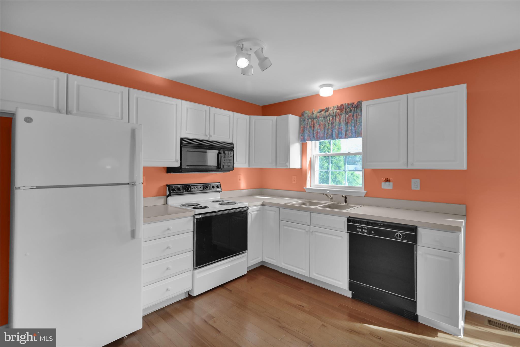 OLD TOWN - Residential