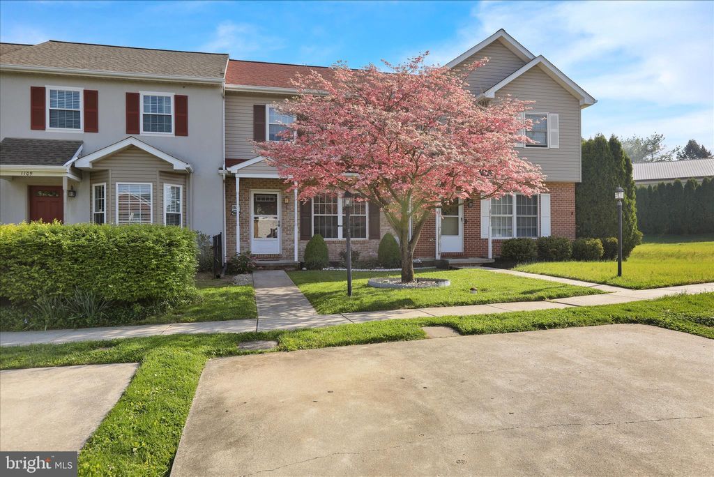 Photo of 1107 Hampden Drive, STRASBURG, PA 17579 (MLS # PALA2086886)