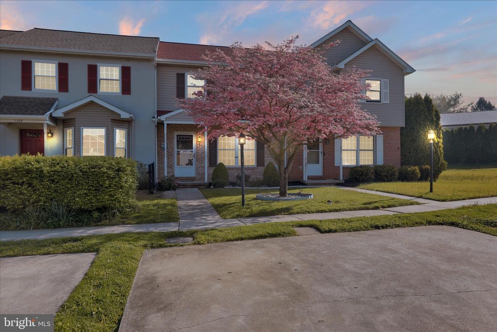 Photo of 1107 Hampden Drive, STRASBURG, PA 17579 (MLS # PALA2086886)