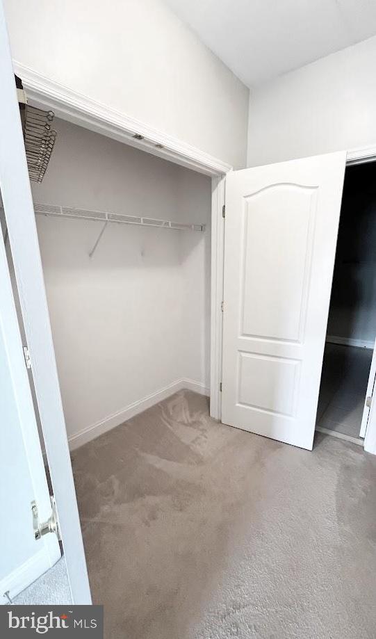 RIVER HILL - Residential Lease