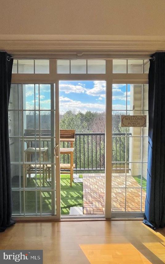 RIVER HILL - Residential Lease