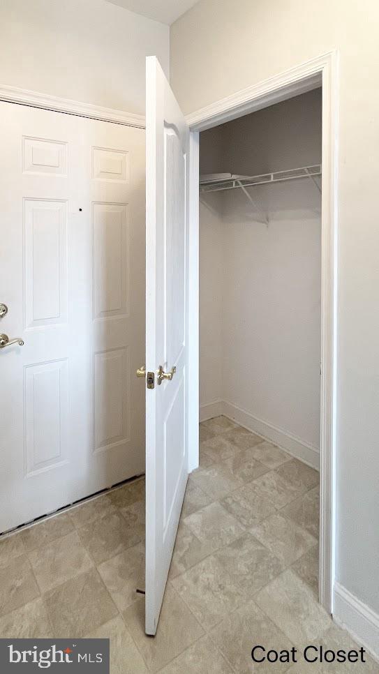 RIVER HILL - Residential Lease