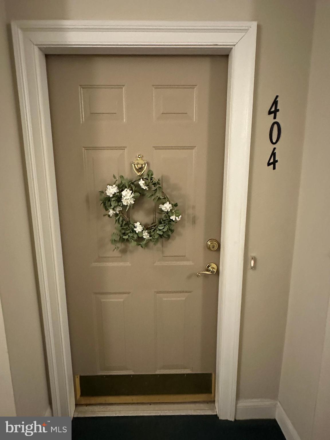 RIVER HILL - Residential Lease