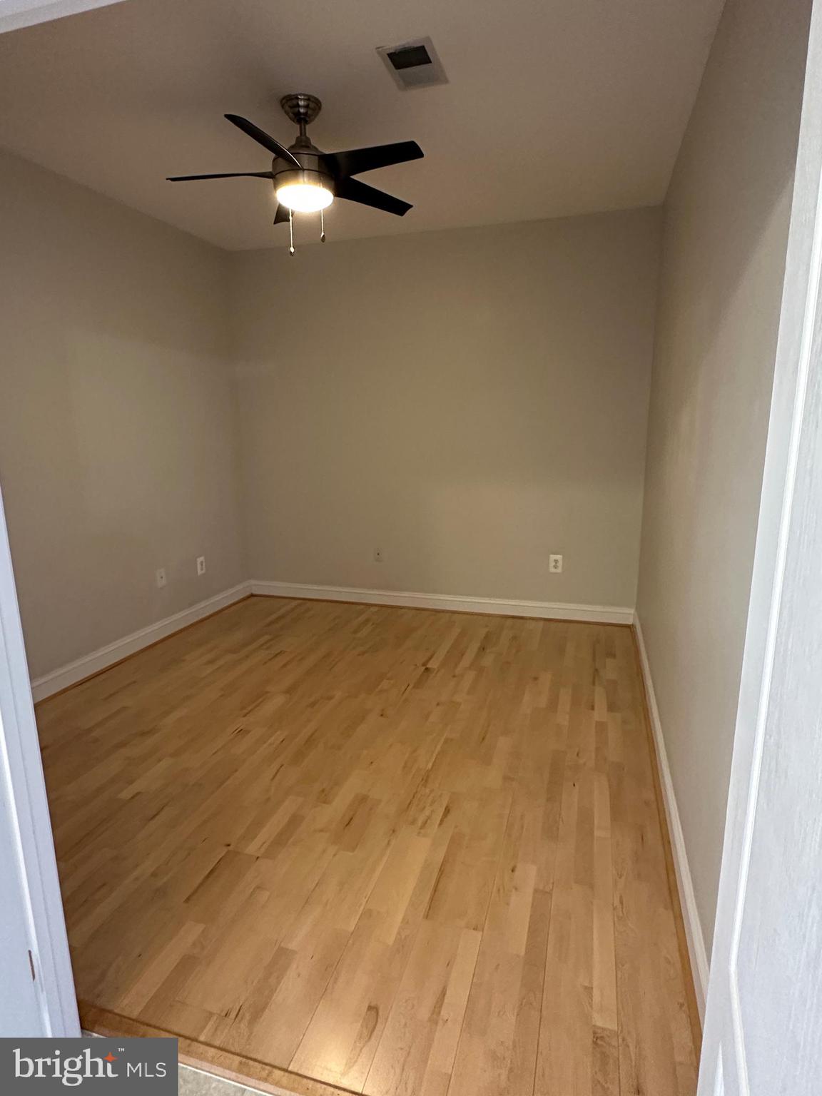 RIVER HILL - Residential Lease