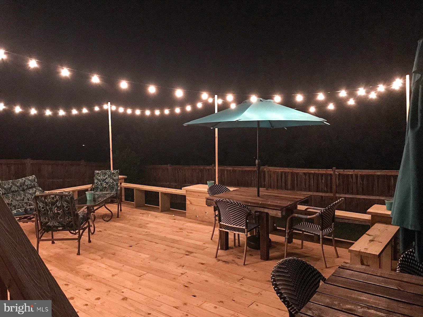 THREE FLAGS - Residential