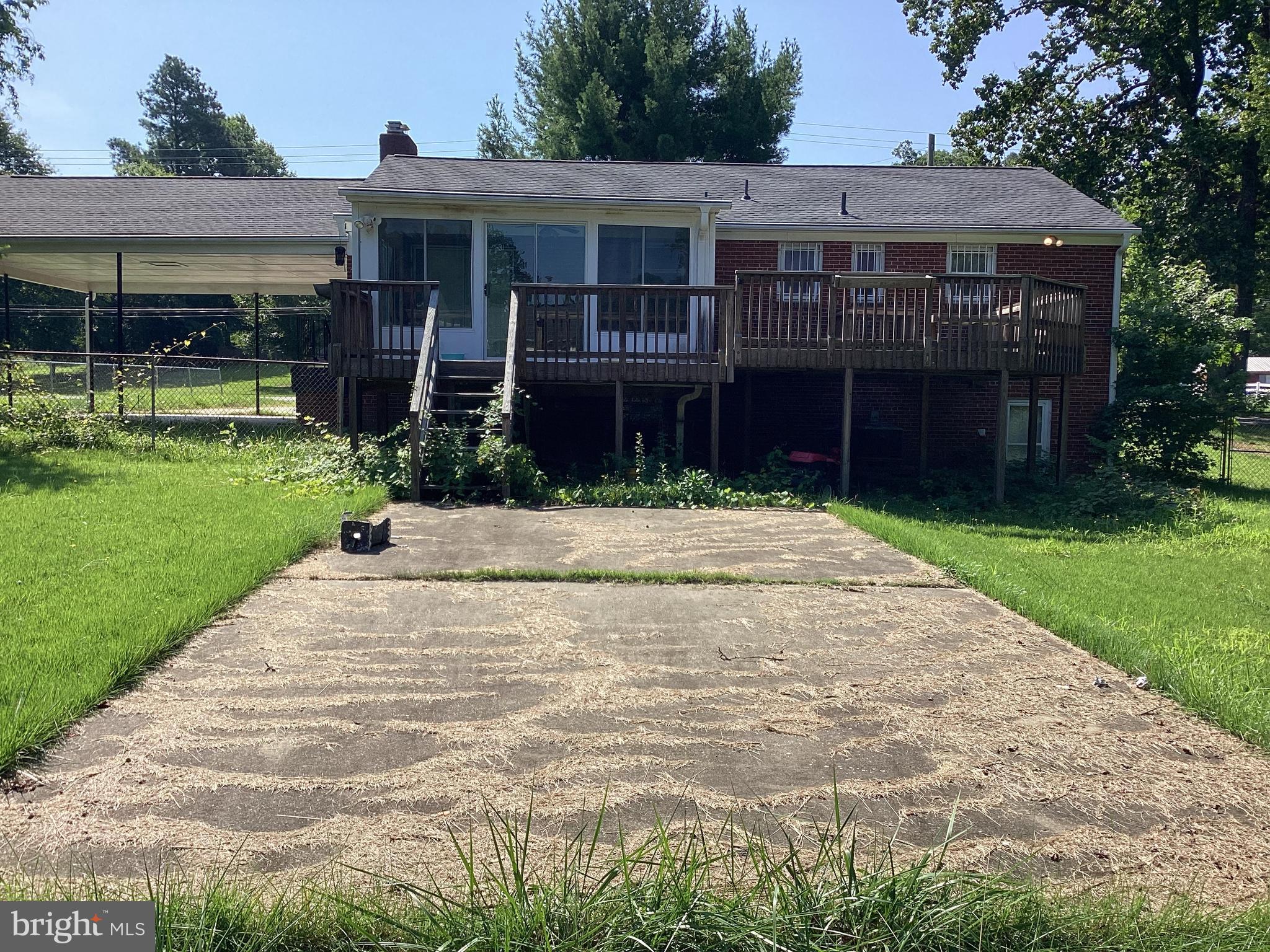 7901 WOODYARD ROAD