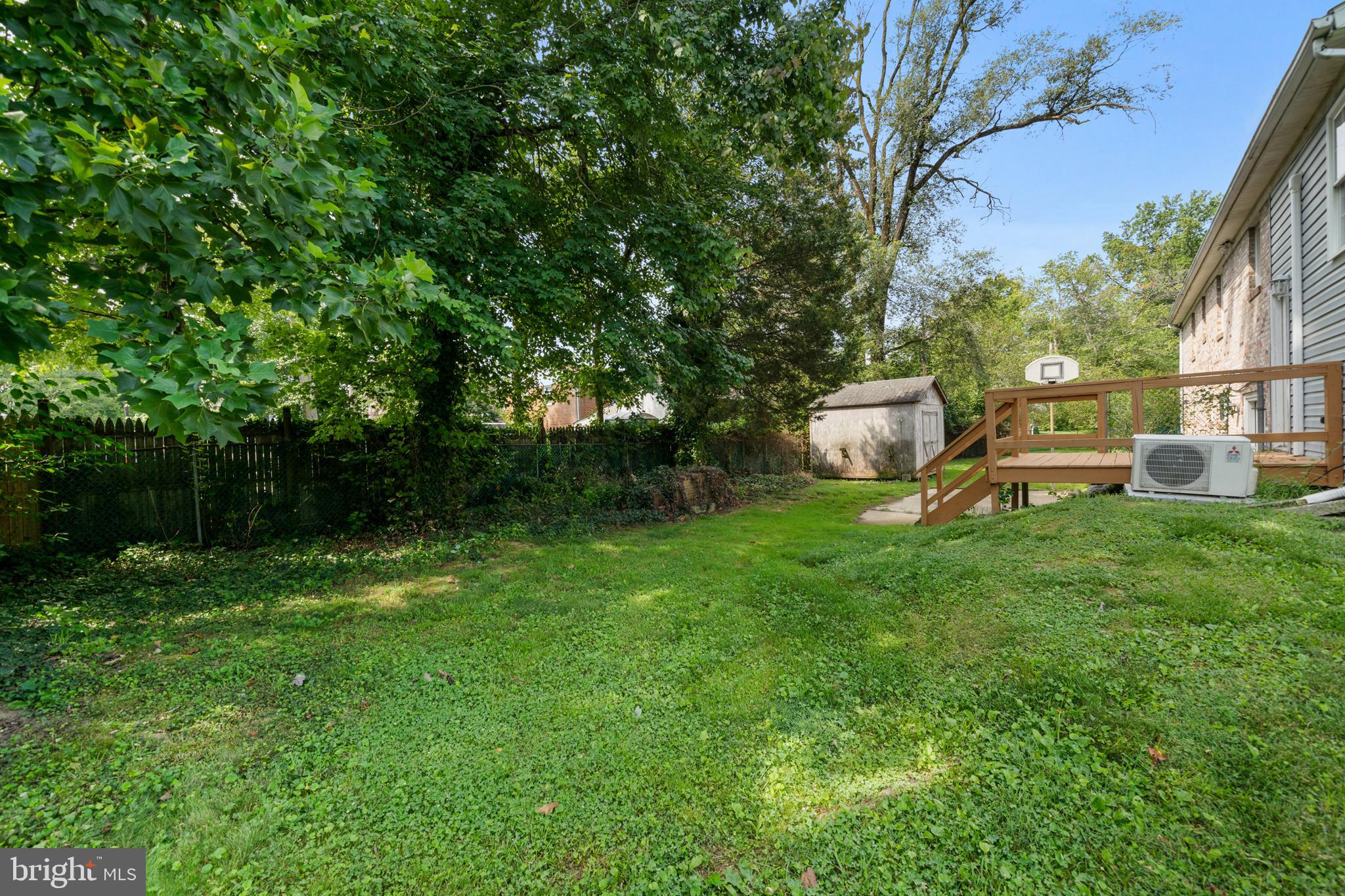 COUNTRY CLUB SOUTH - Residential