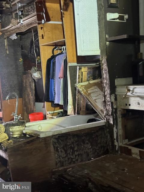 1828 S ALLISON STREET