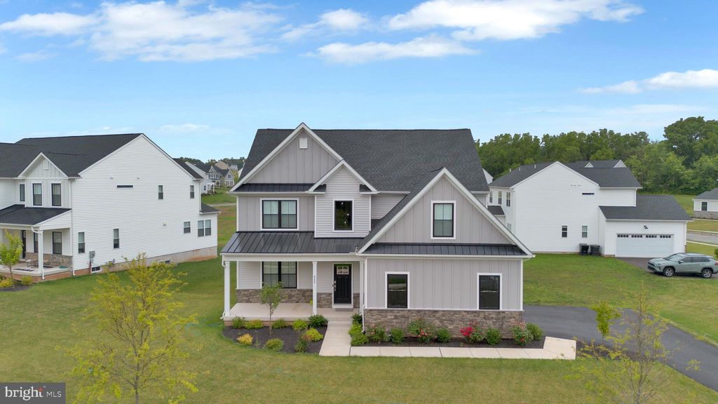 Photo of 422 Emerald Court, SPRING CITY, PA 19475 (MLS # PACT2114406)