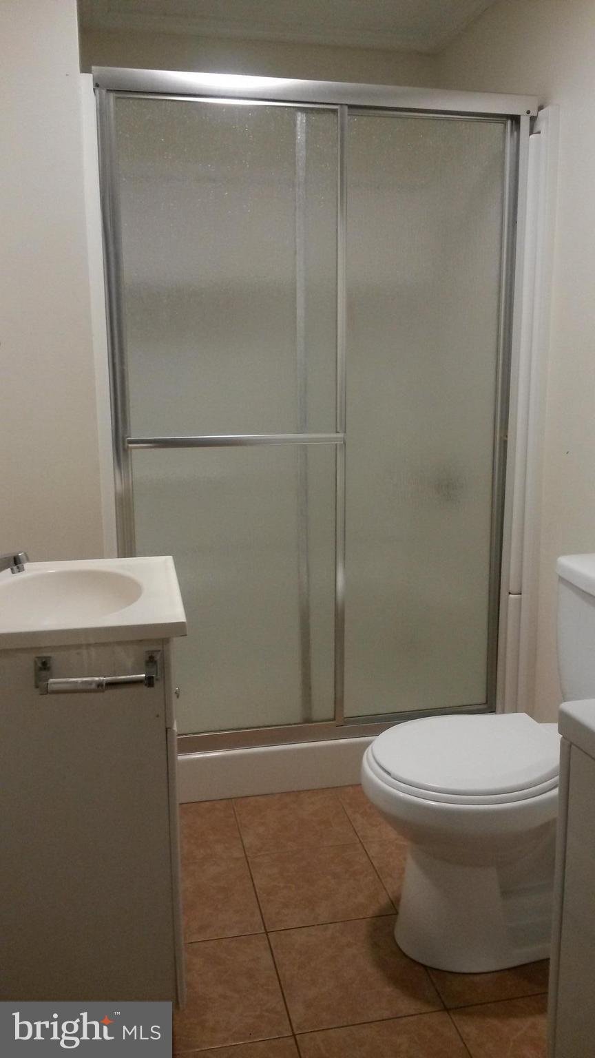 HENLEY'S PARK - Residential Lease