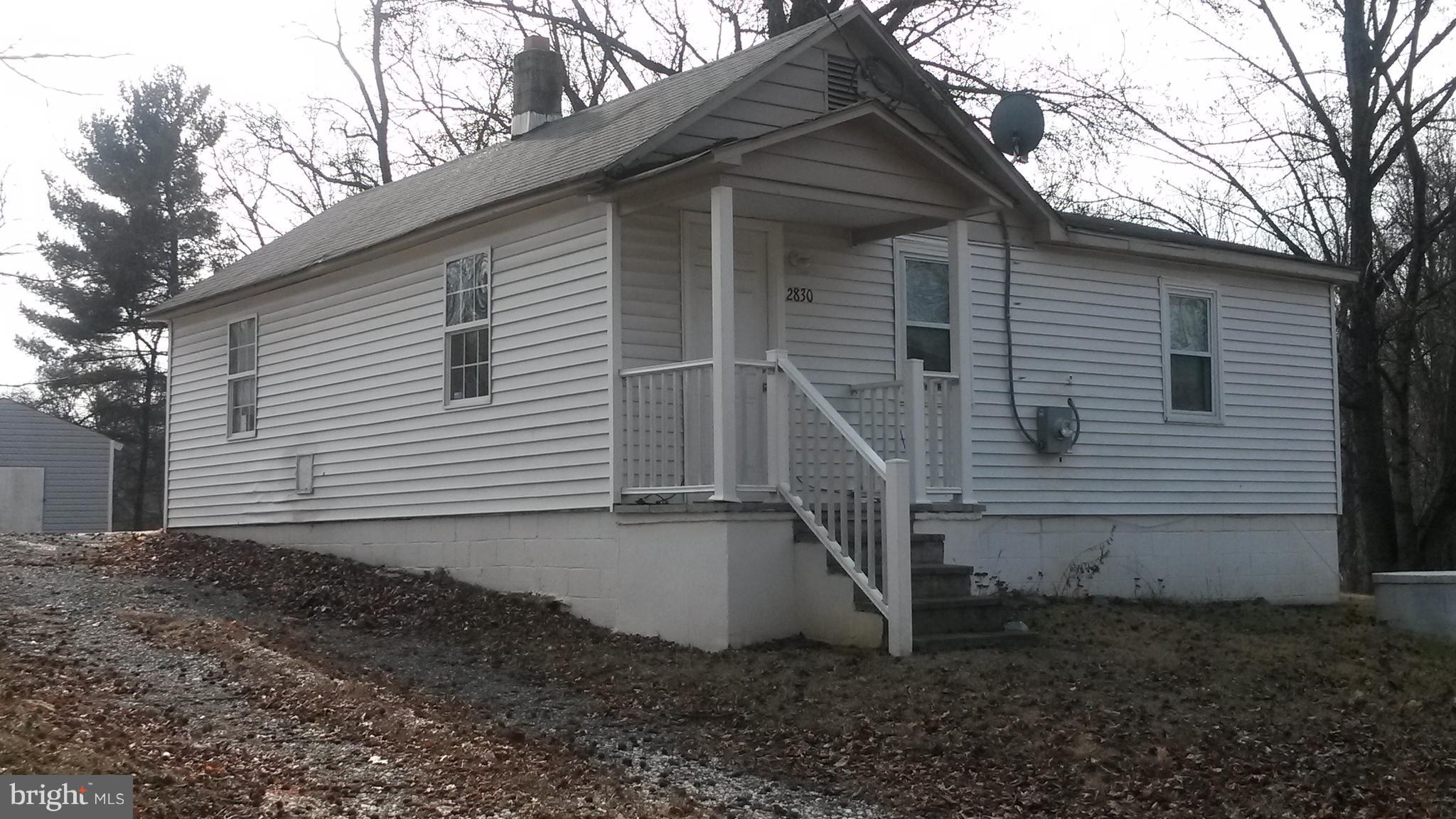 HENLEY'S PARK - Residential Lease