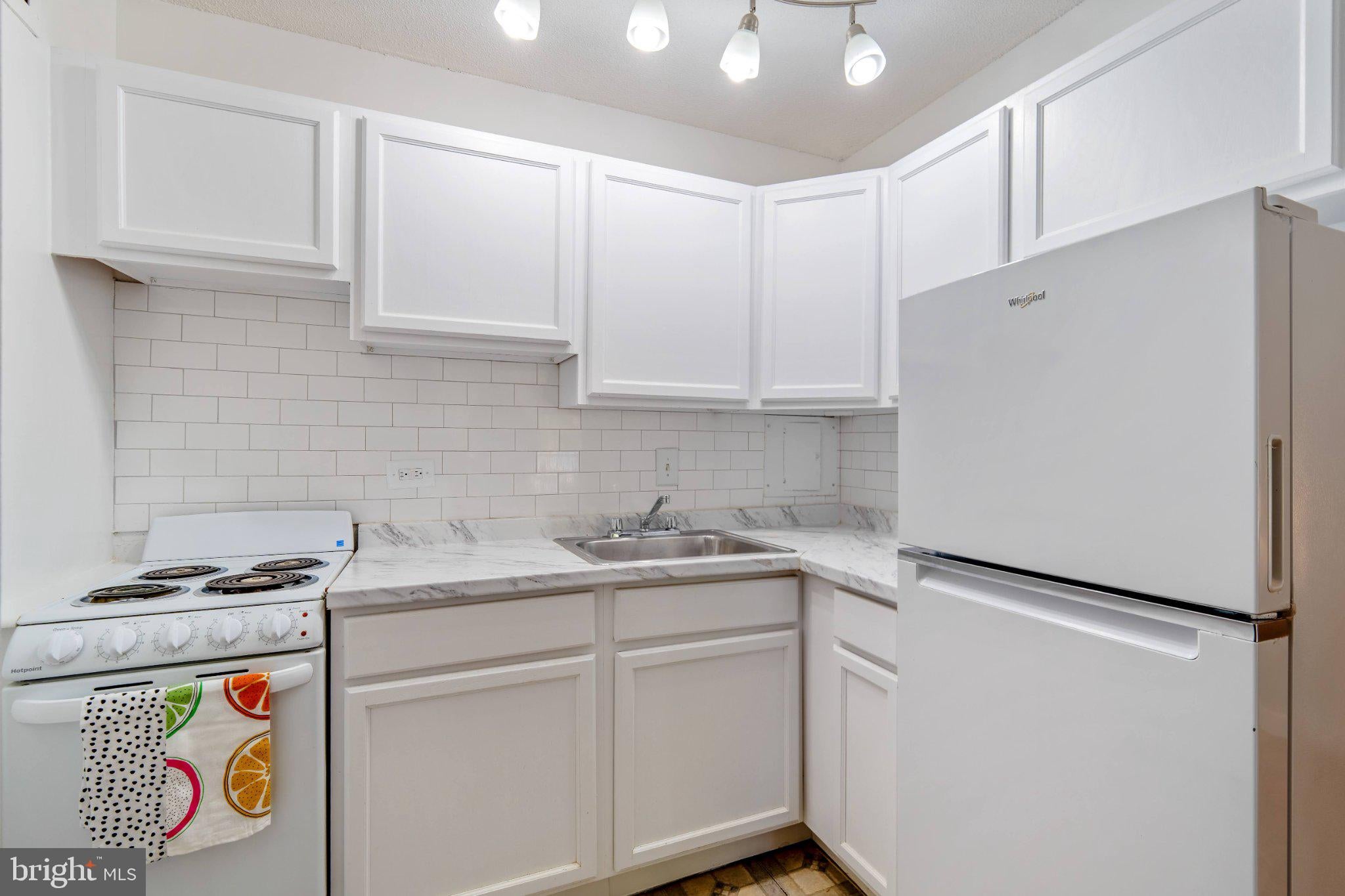1301 DELAWARE AVENUE SW N111