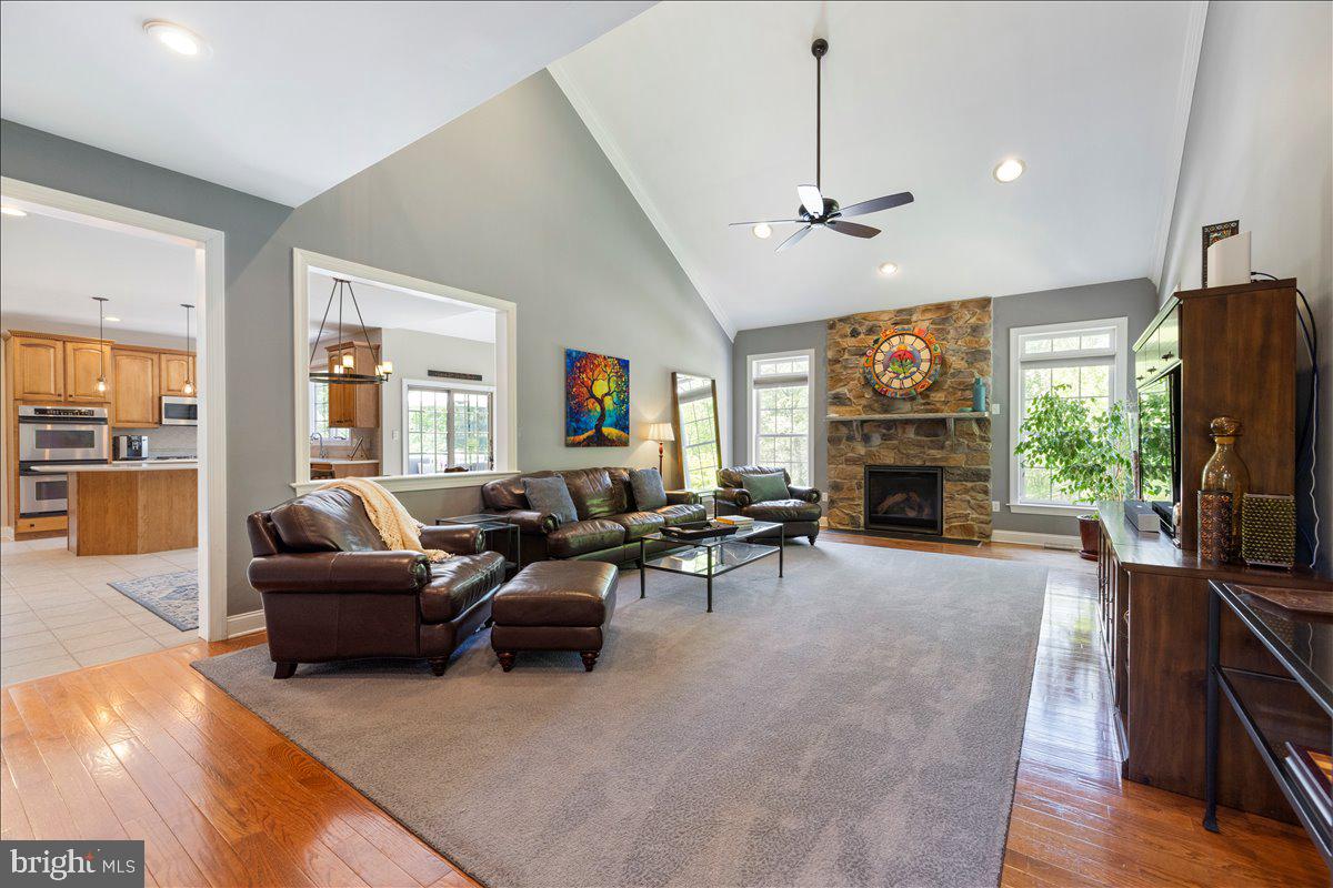 WEST HUNT - Residential