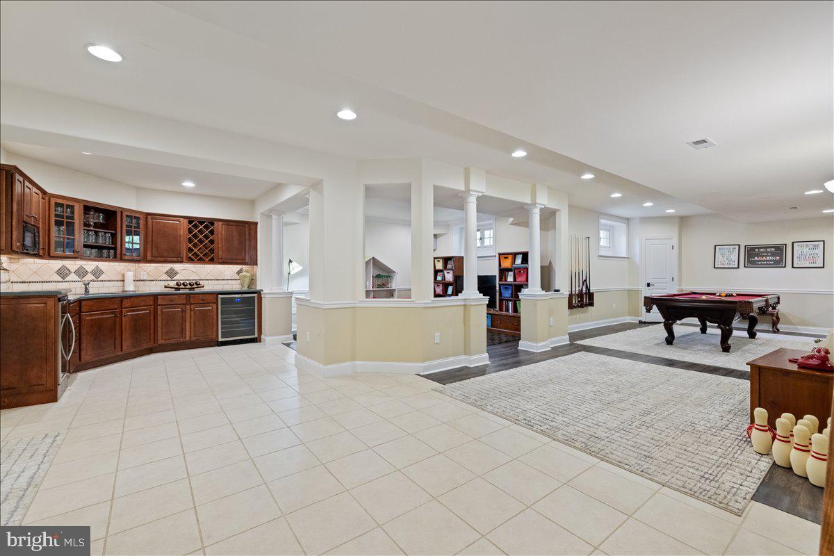 WEST HUNT - Residential