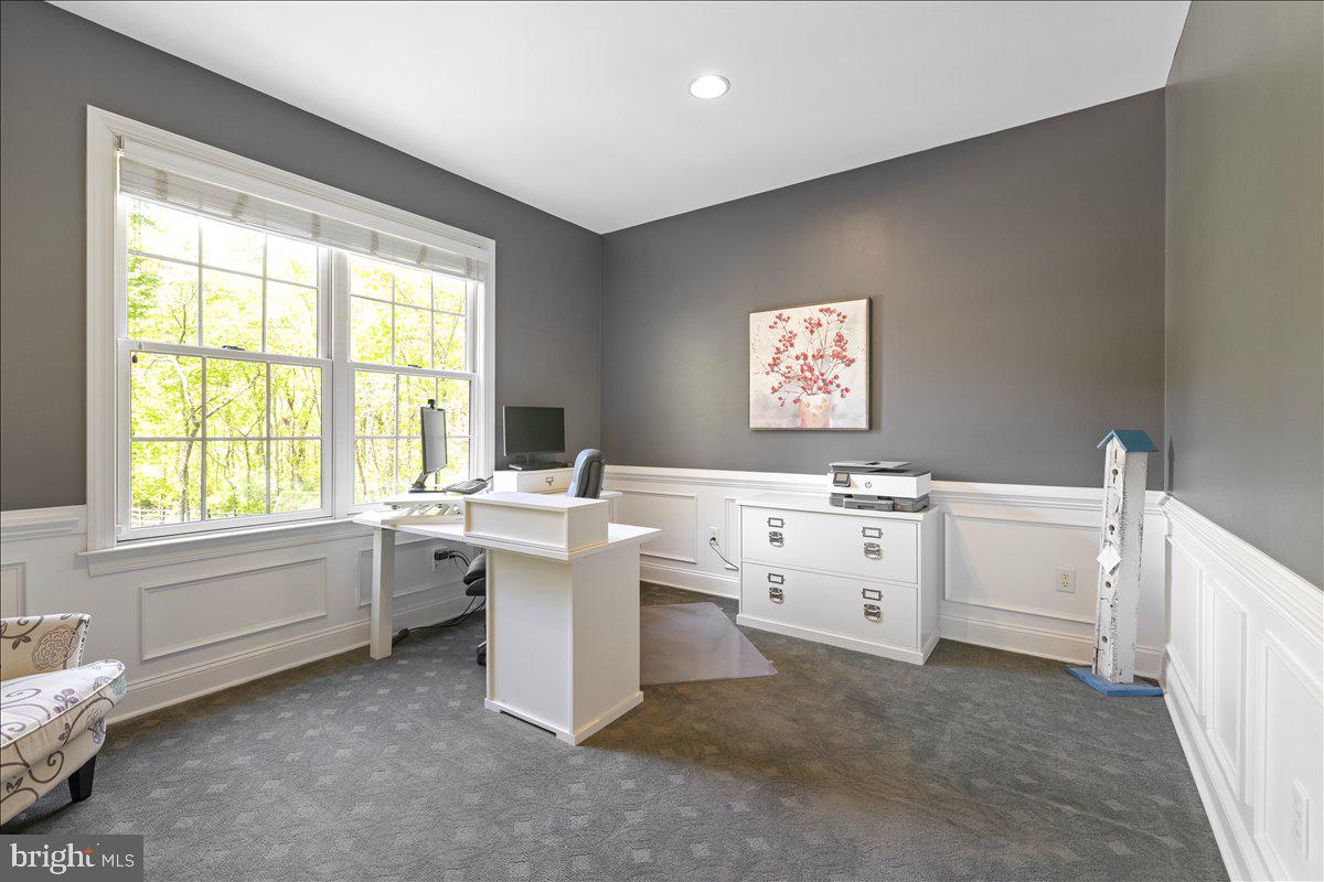 WEST HUNT - Residential