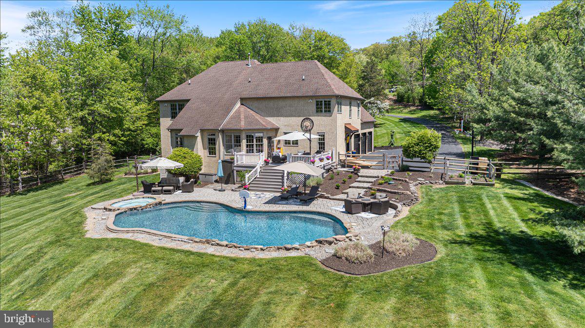 WEST HUNT - Residential