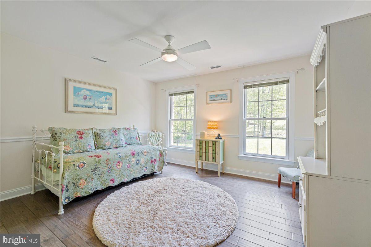 WEST HUNT - Residential