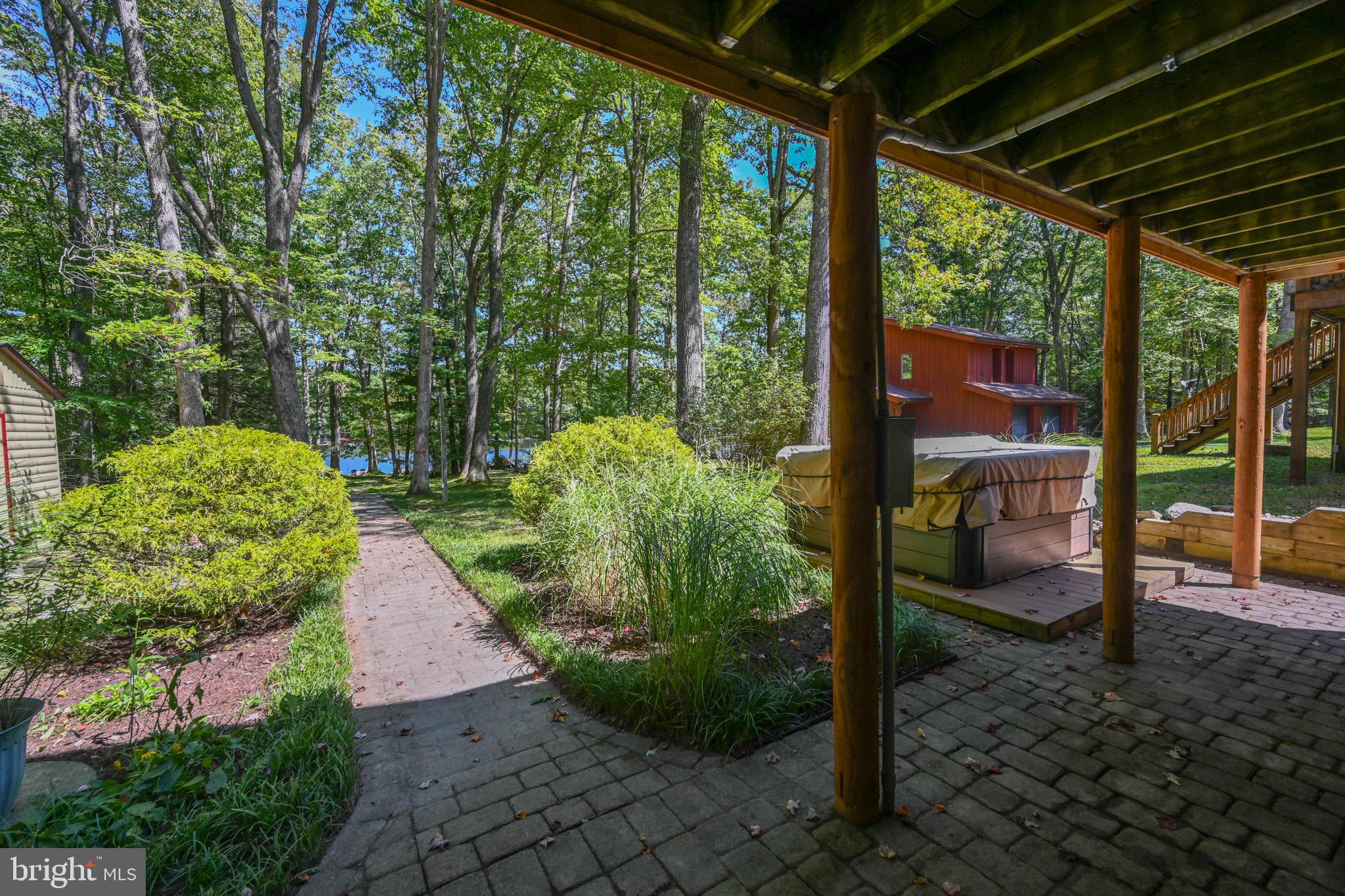 MCCOMAS BEACH - Residential