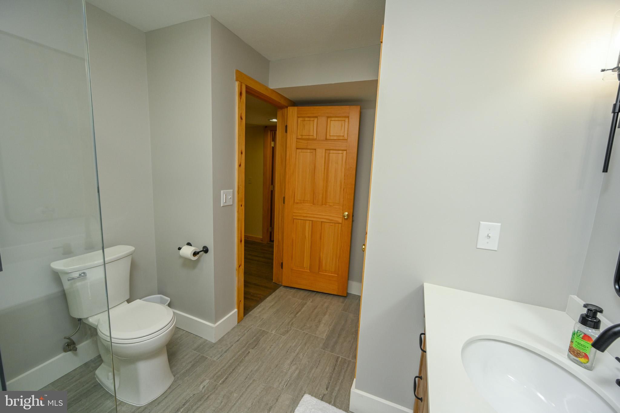 MCCOMAS BEACH - Residential