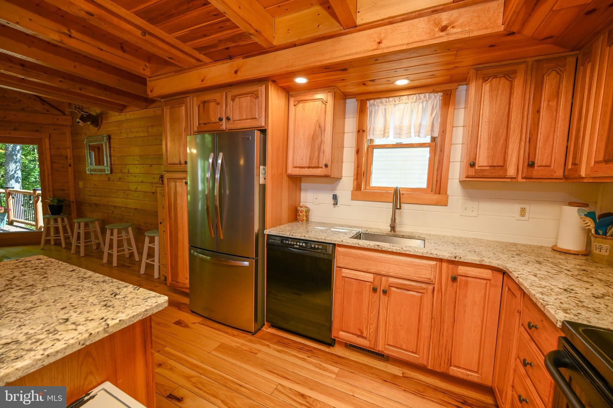 MCCOMAS BEACH - Residential