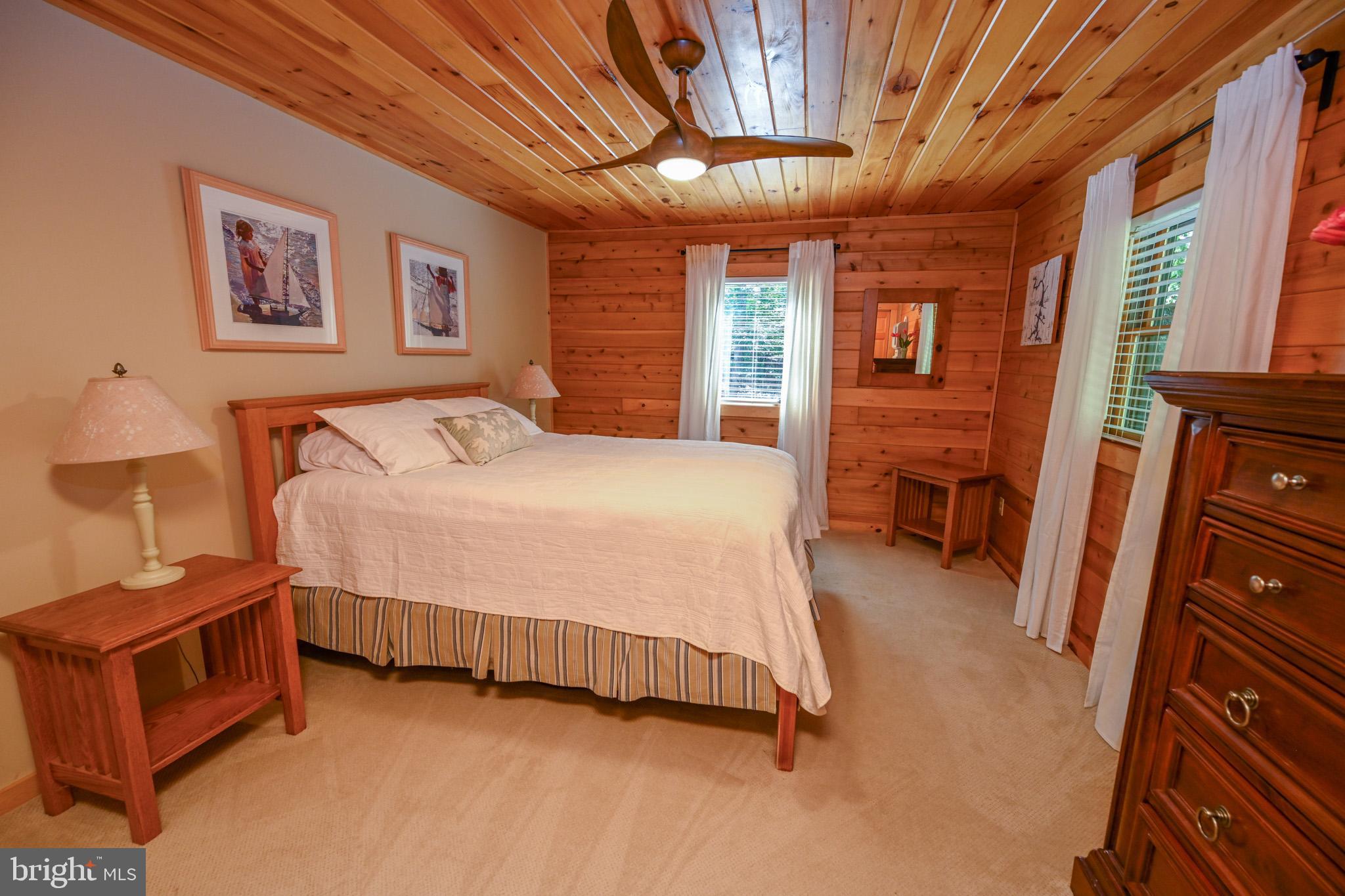 MCCOMAS BEACH - Residential