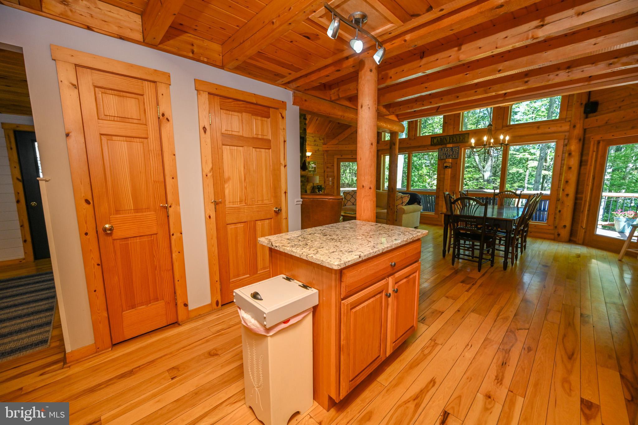 MCCOMAS BEACH - Residential