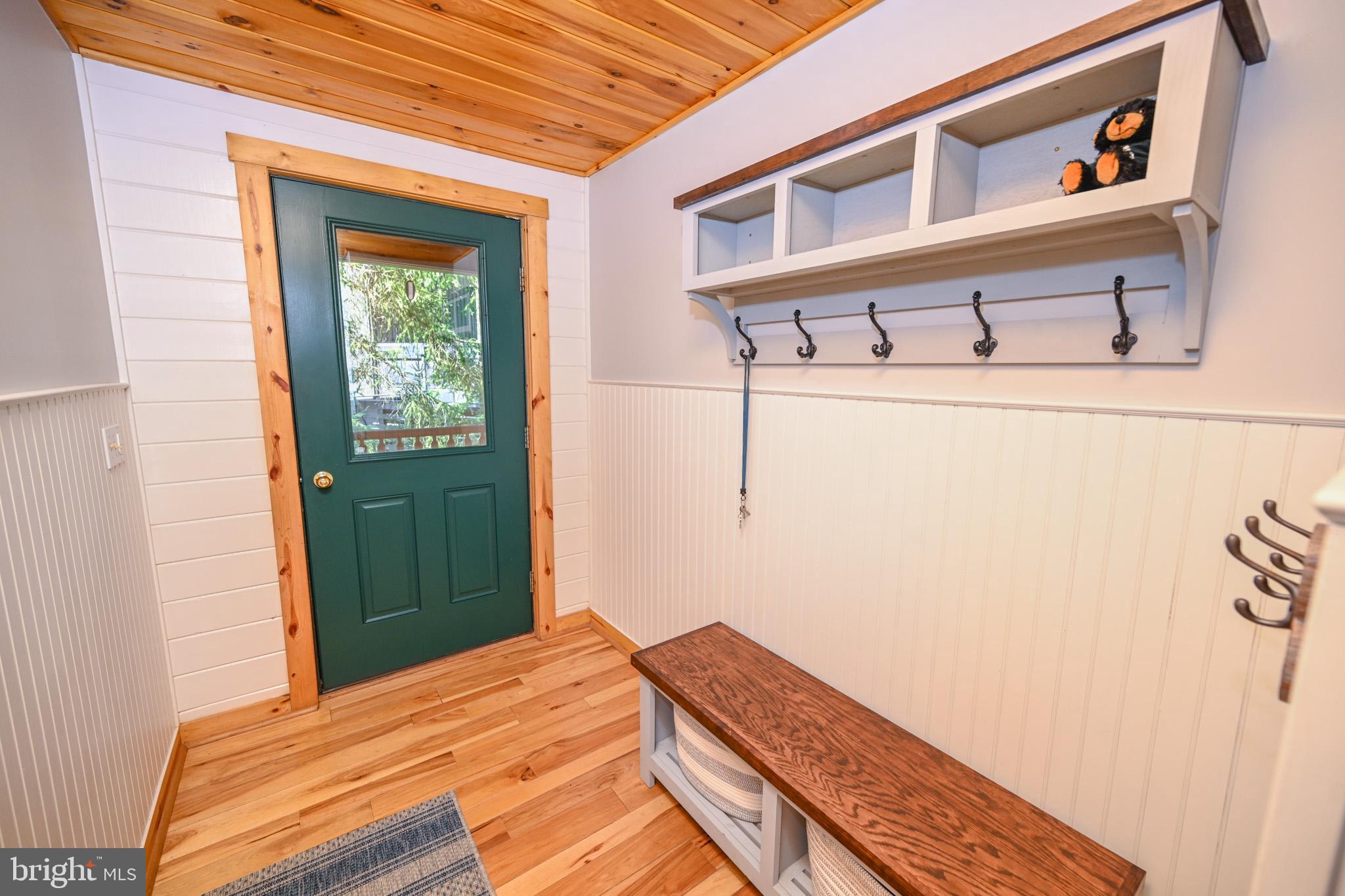 MCCOMAS BEACH - Residential