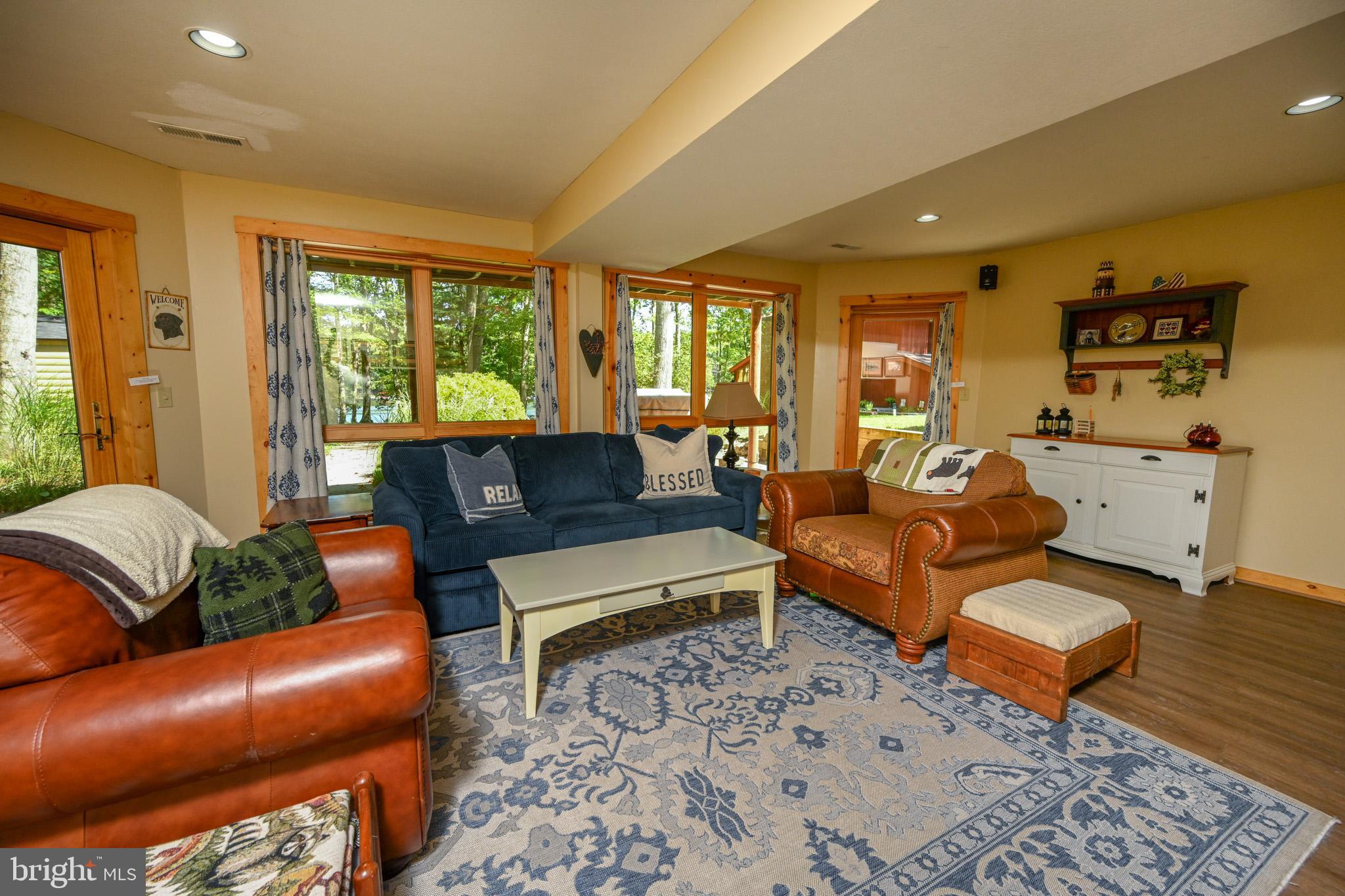 MCCOMAS BEACH - Residential