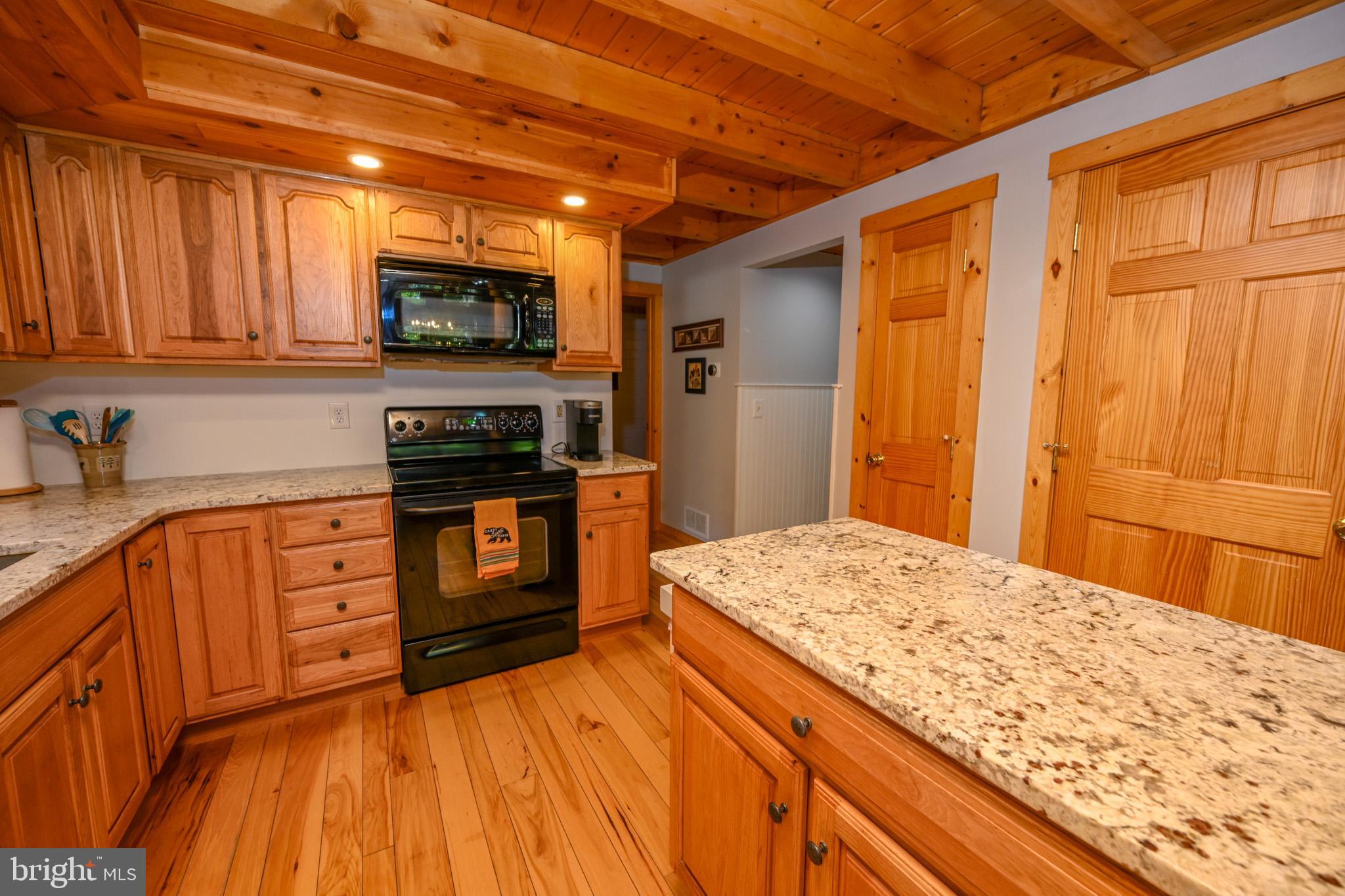 MCCOMAS BEACH - Residential