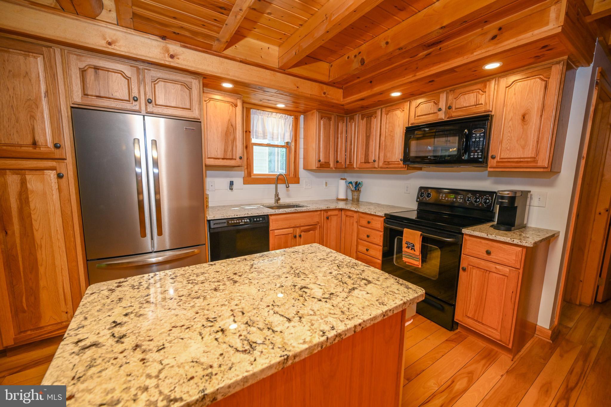 MCCOMAS BEACH - Residential