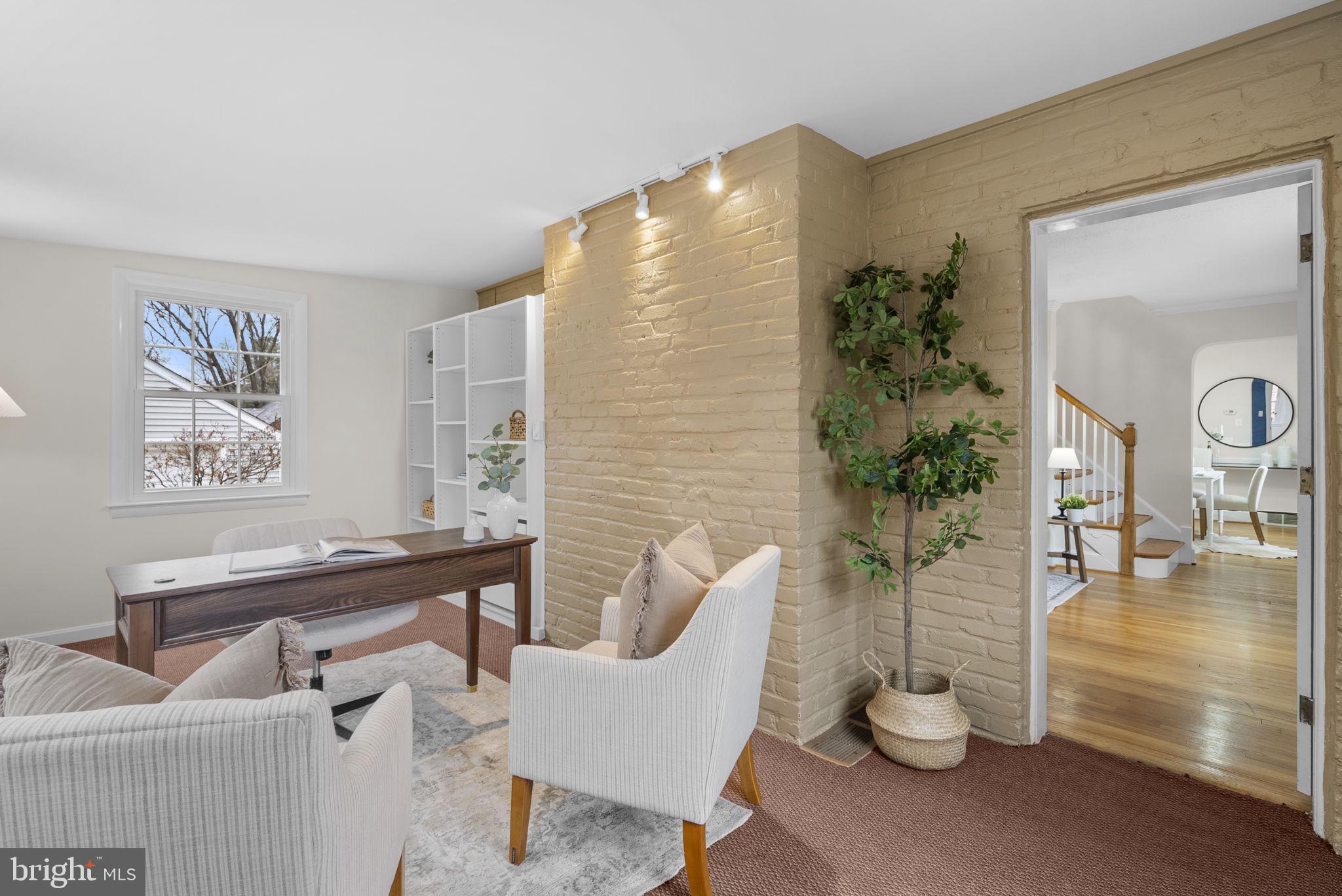 WOODMOOR - Residential