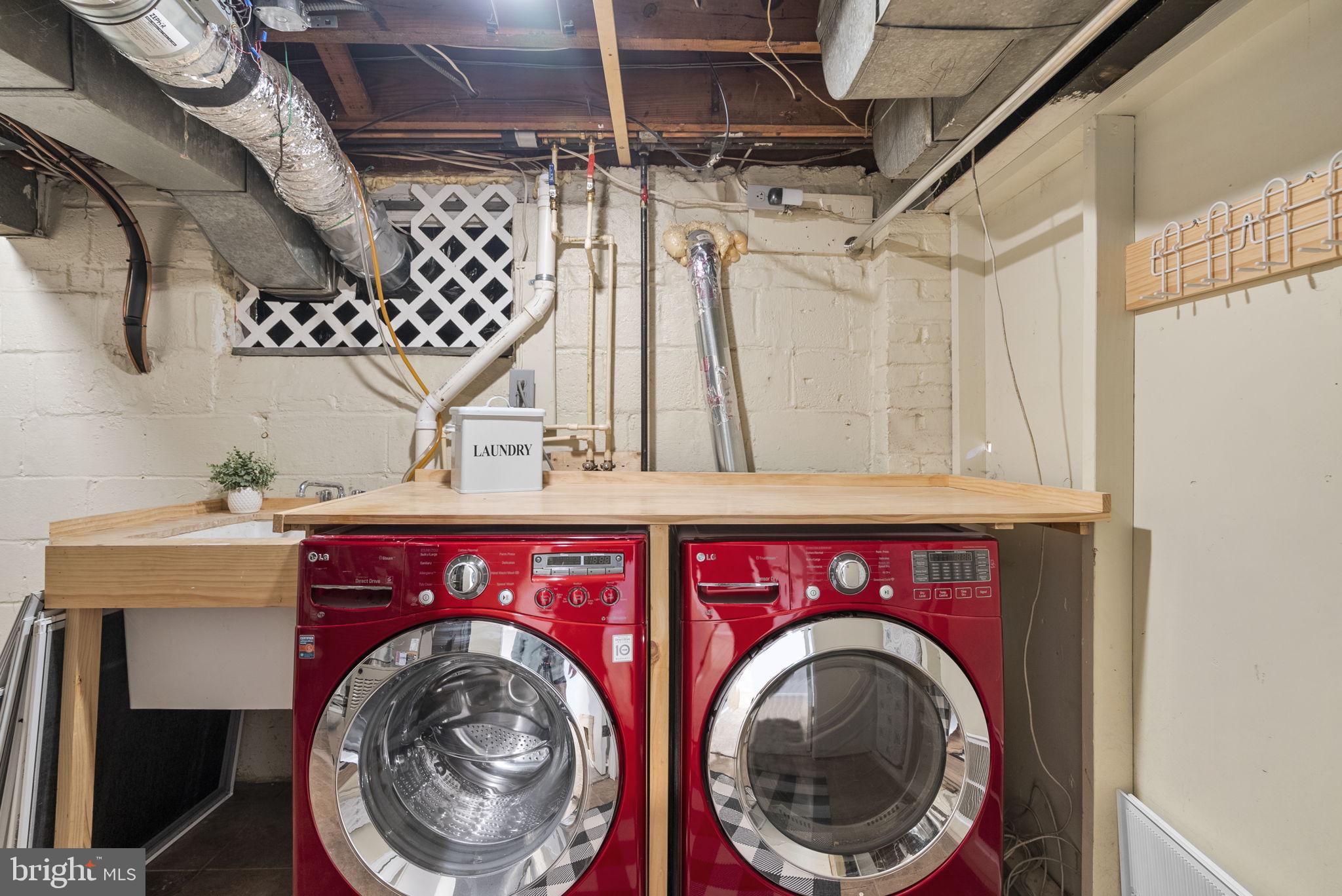 WOODMOOR - Residential