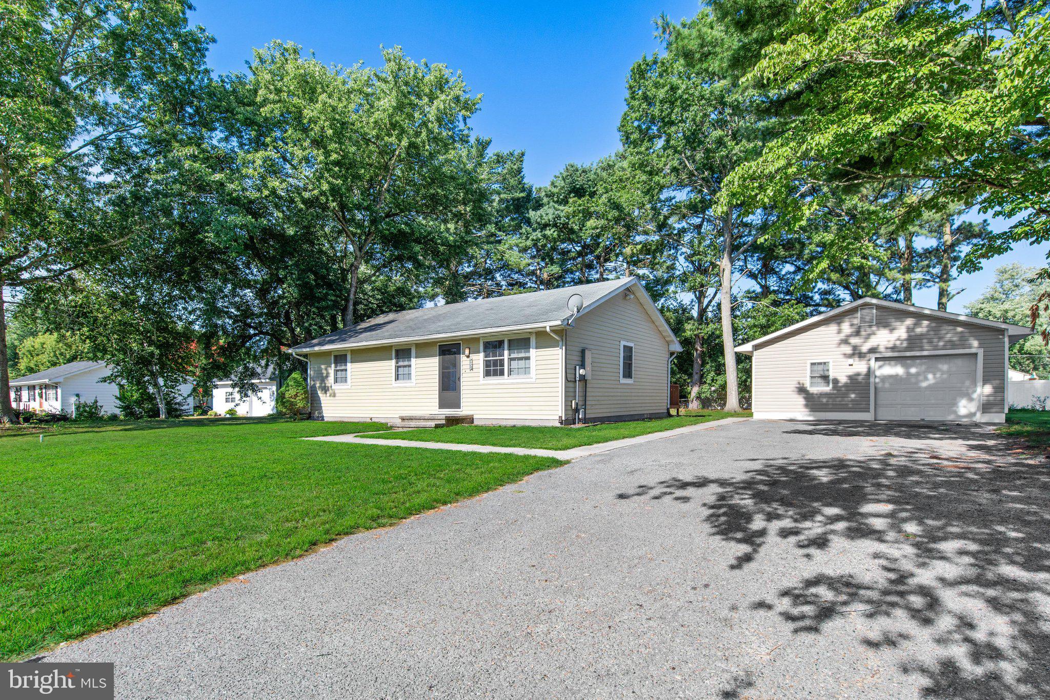 302 BROOKVIEW DRIVE