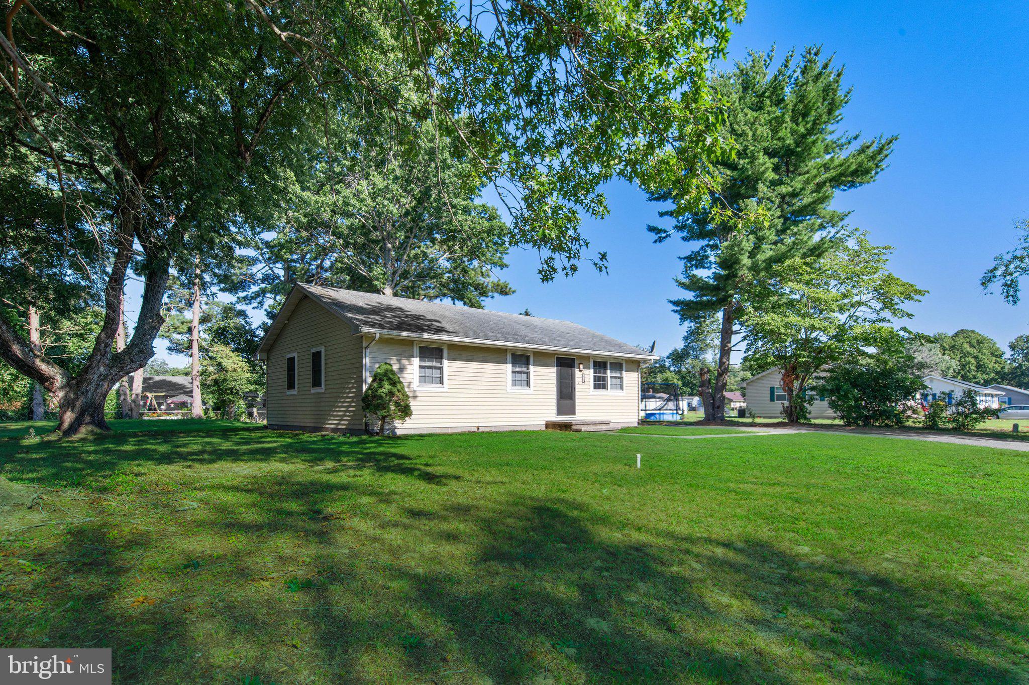302 BROOKVIEW DRIVE