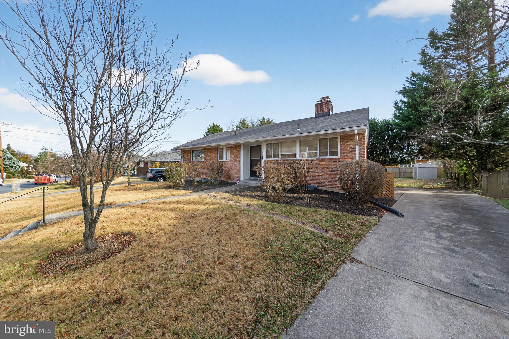 WILDWOOD MANOR - Residential Lease