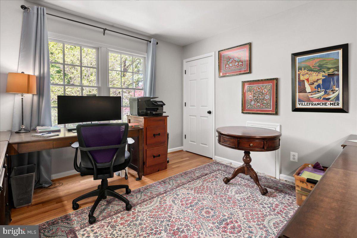 RIVERWOOD - Residential