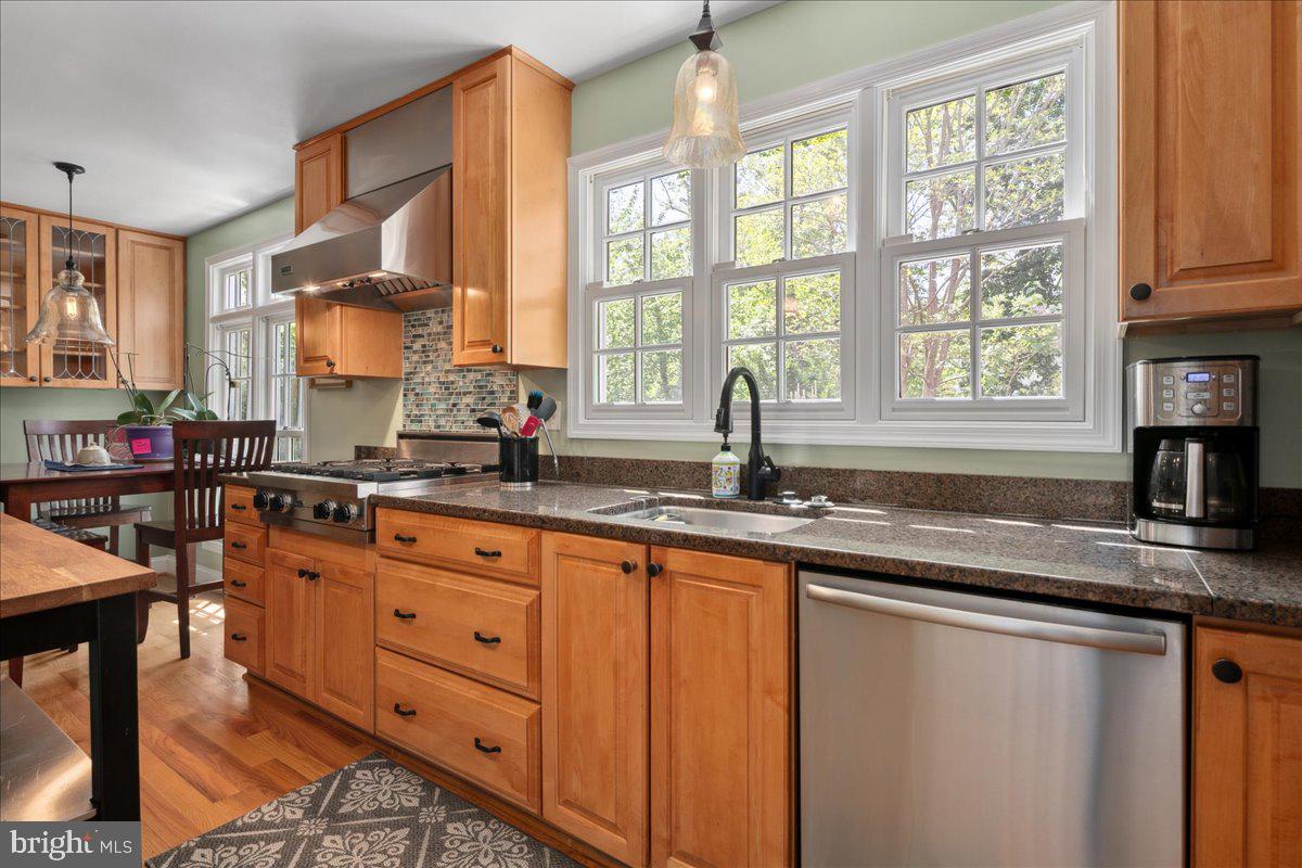 RIVERWOOD - Residential