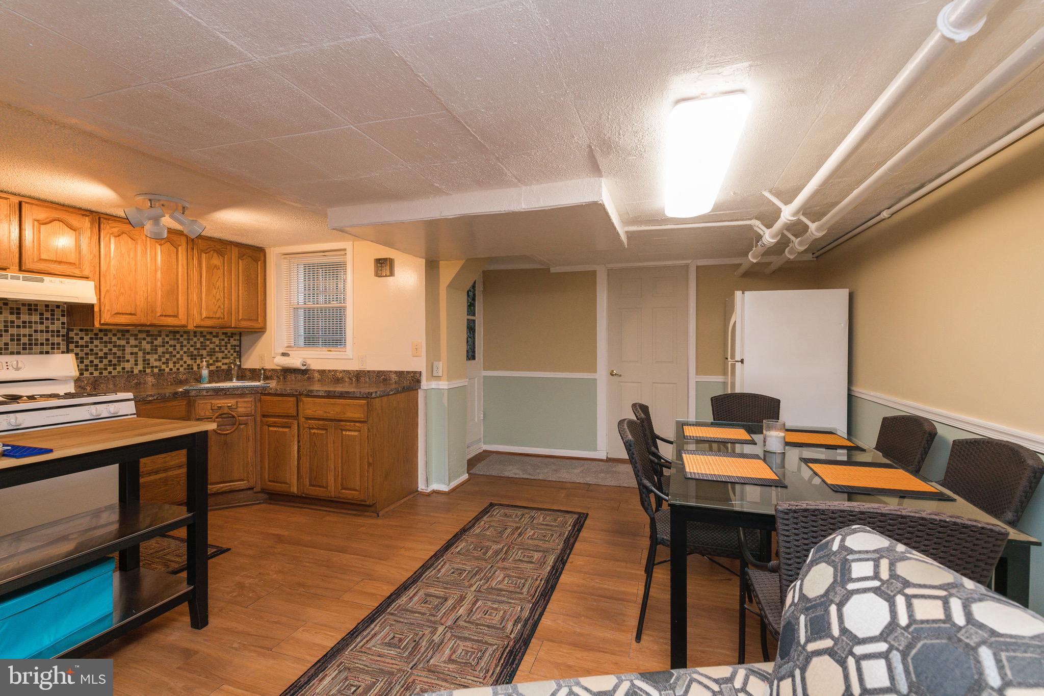 GREEKTOWN - Residential