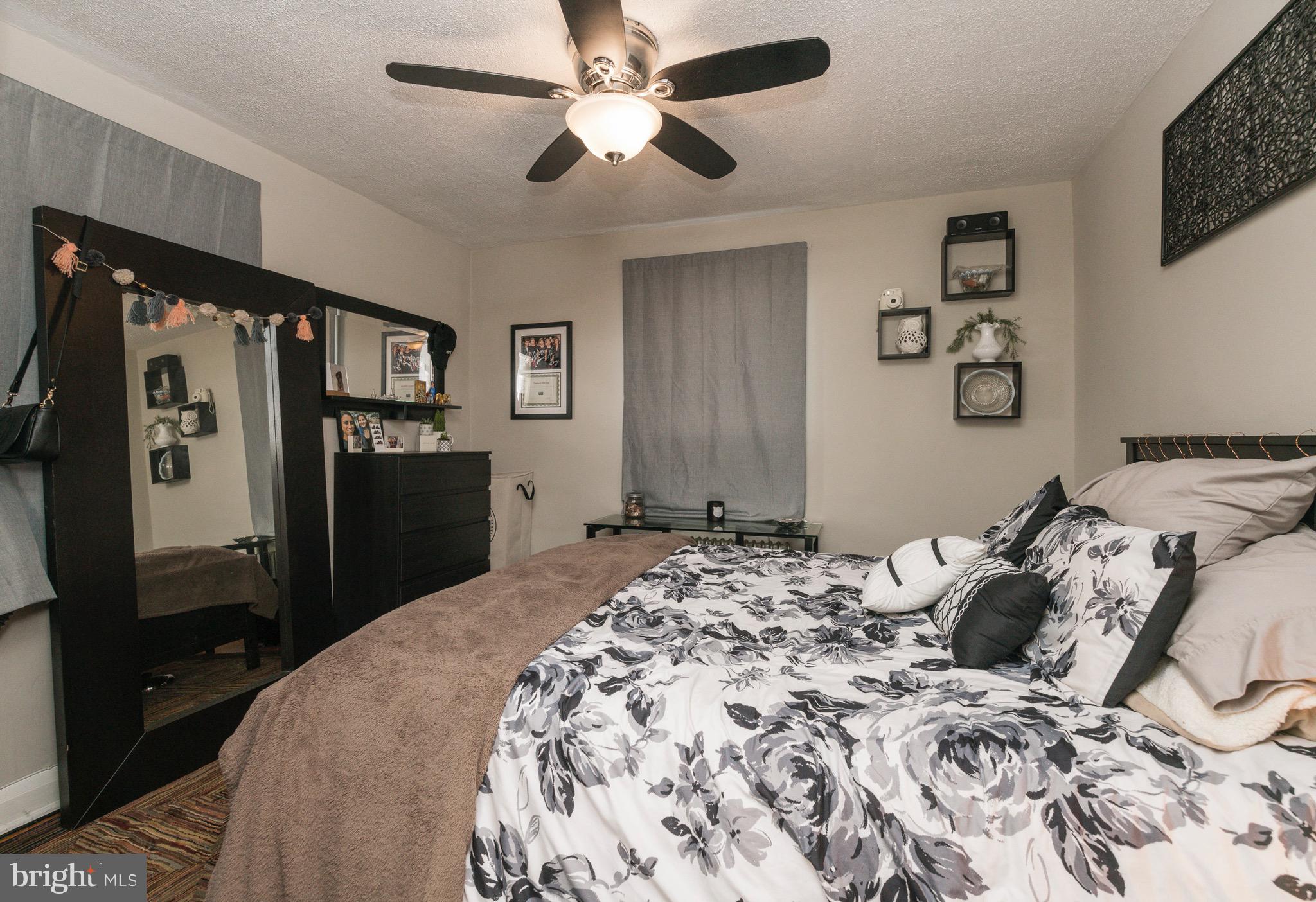 GREEKTOWN - Residential