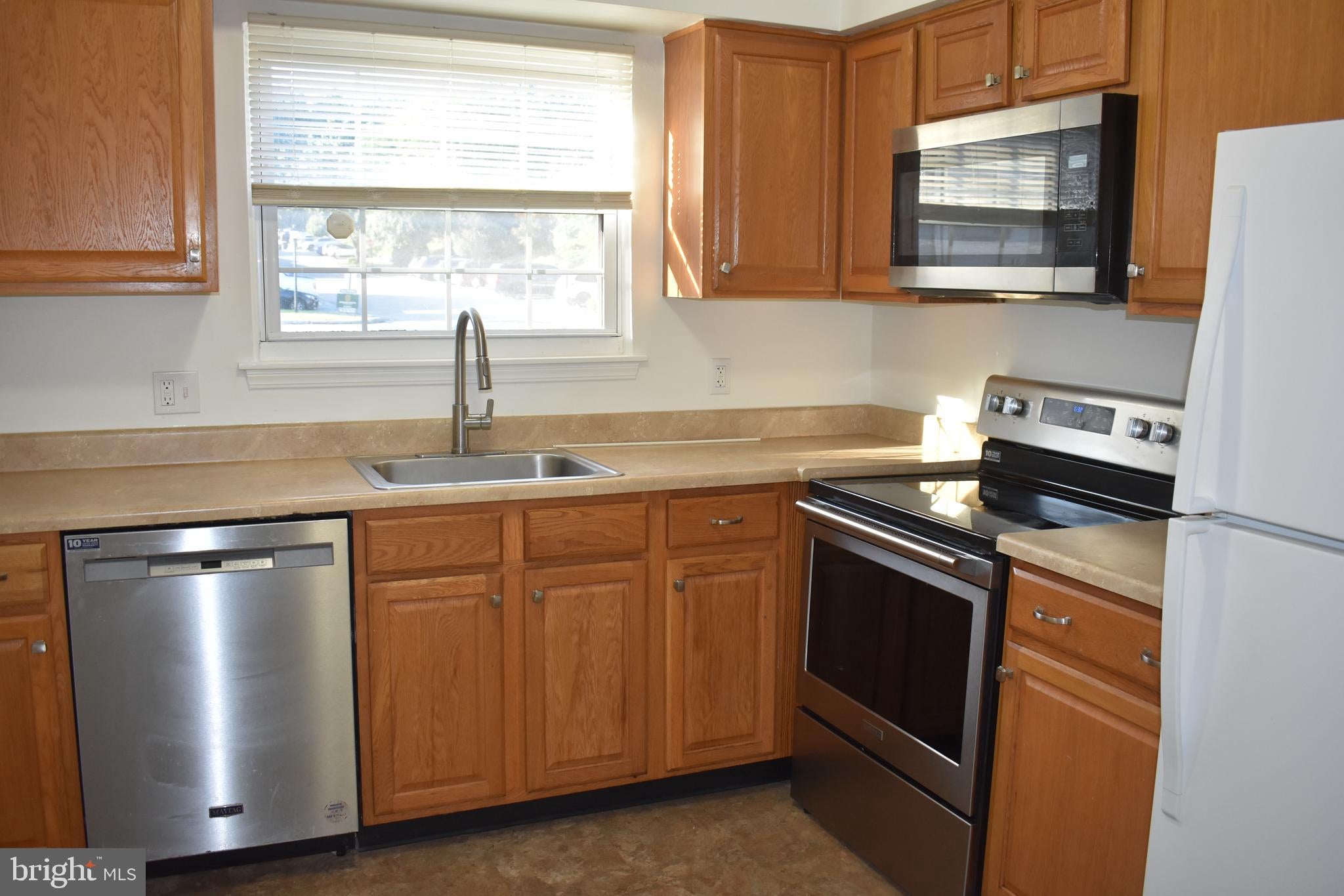 1604 SHENANDOAH COURT